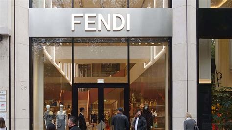 fondazione fendi lavora con noi